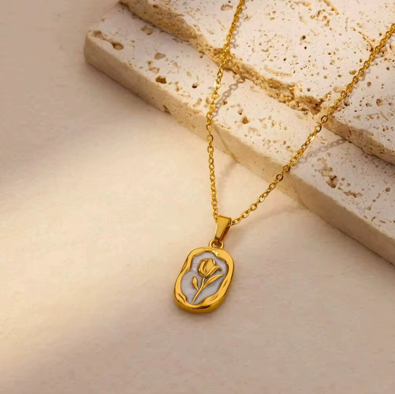 Tulip Bloom necklace