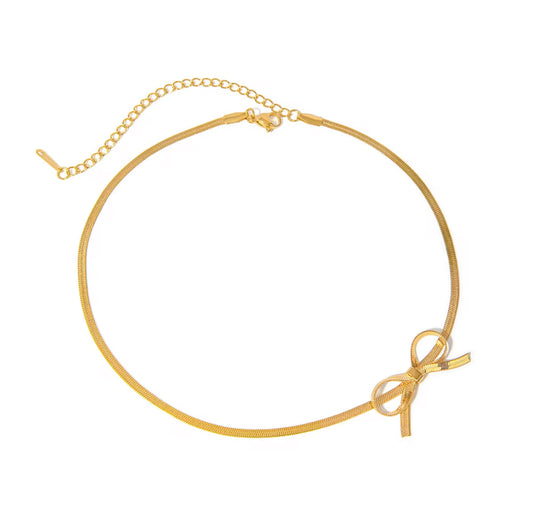 Golden Ribbon Choker ￼
